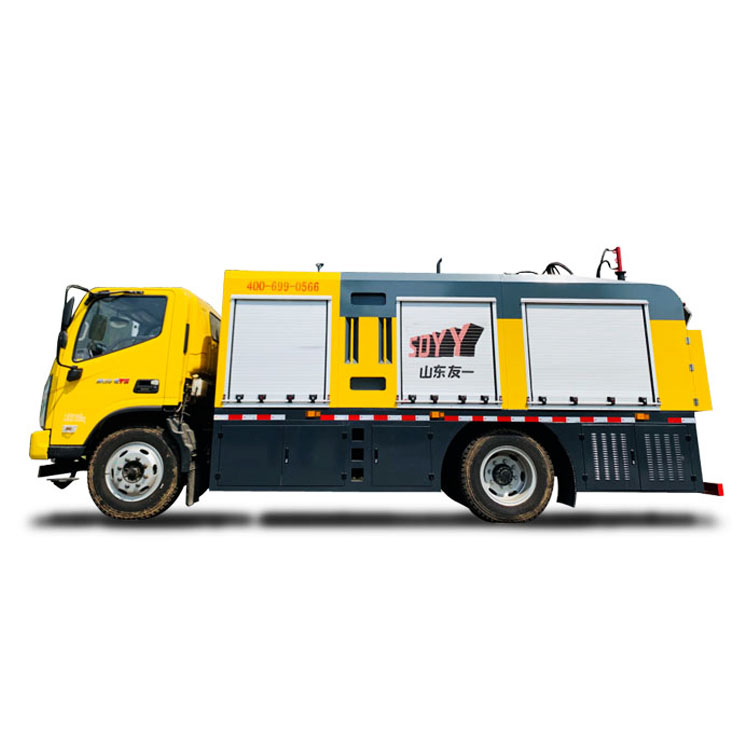 山東道路養(yǎng)護(hù)車(chē)
